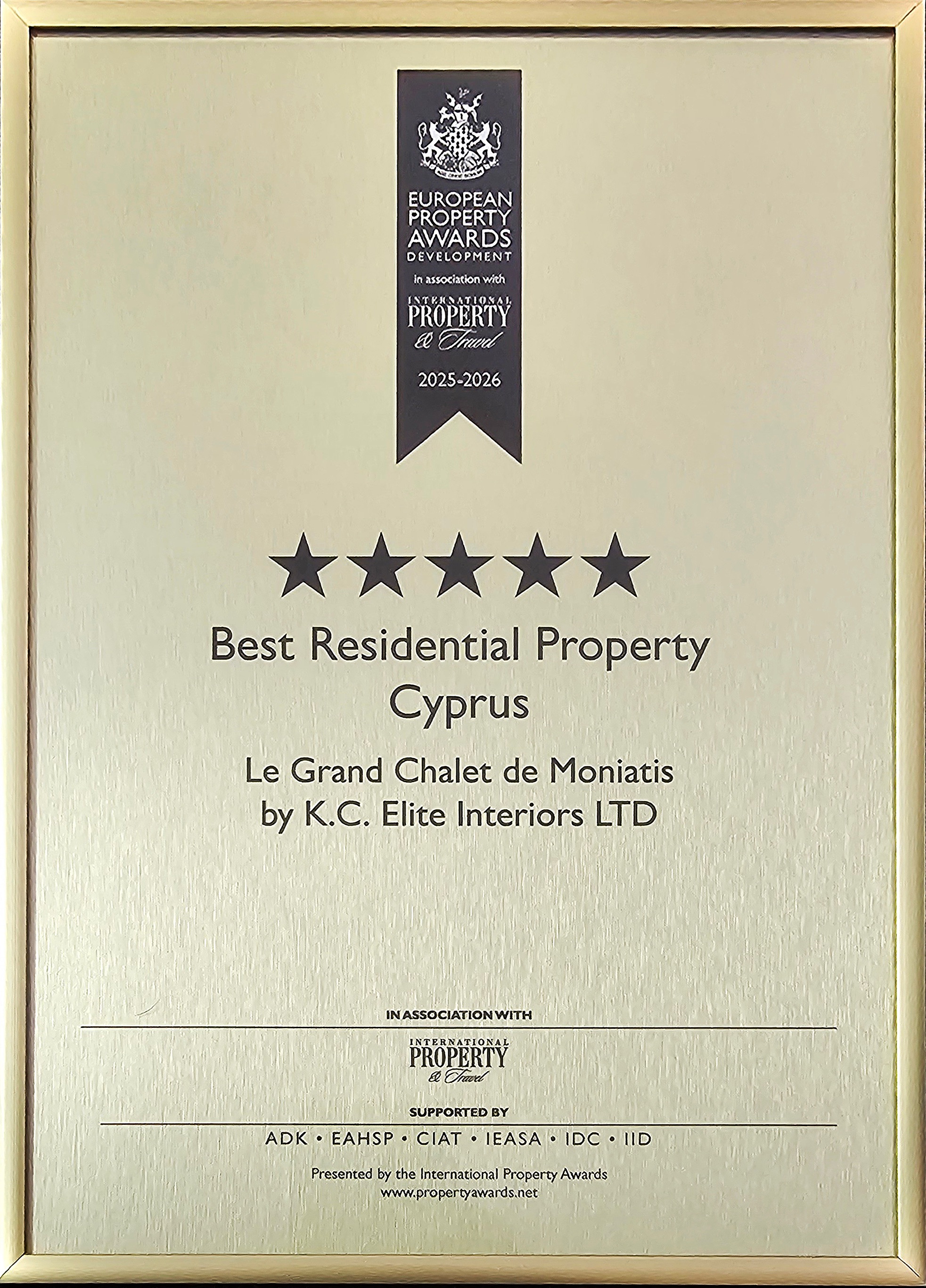 le Grand Chalet de Moniatis image 1